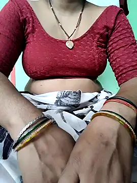 Cute Suhani online show from October 27, 2025, 3:51 am