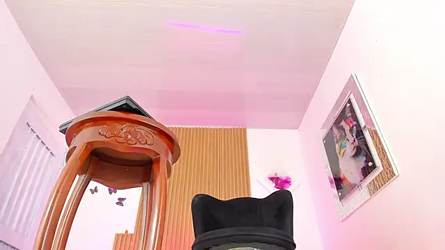 Nicol bigcock online show from January 6, 2026, 8:35 pm