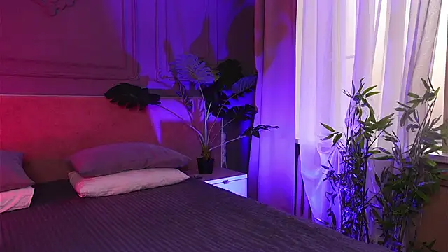 Liv Fay online show from March 26, 2026, 2:15 pm