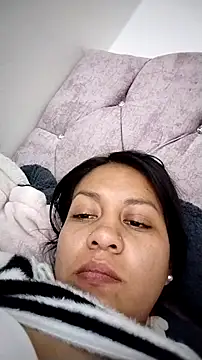 Tiphanydirty3 online show from April 14, 2026, 5:23 am