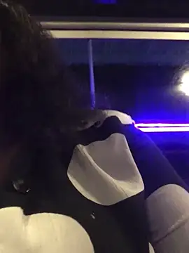 1Blackertheberry1 online show from January 21, 2025, 9:15 pm