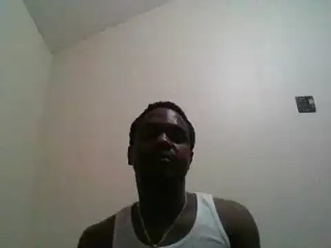 Snapshot of Hugedick0071 chatting on December 21, 2024, 5:25 am Hugedick0071 online show from December 21, 2024, 5:25 am