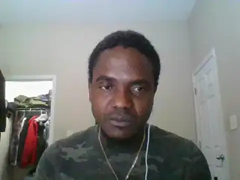 Snapshot of Hugedick0071 chatting on January 10, 2025, 4:09 pm Hugedick0071 online show from January 10, 2025, 4:09 pm