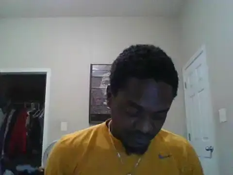 Snapshot of Hugedick0071 chatting on January 17, 2025, 6:15 am Hugedick0071 online show from January 17, 2025, 6:15 am