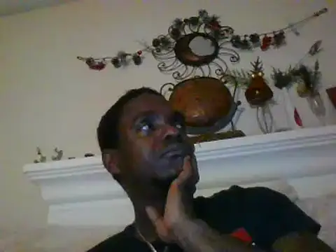 Snapshot of Hugedick0071 chatting on December 9, 2024, 7:28 am Hugedick0071 online show from December 9, 2024, 7:28 am