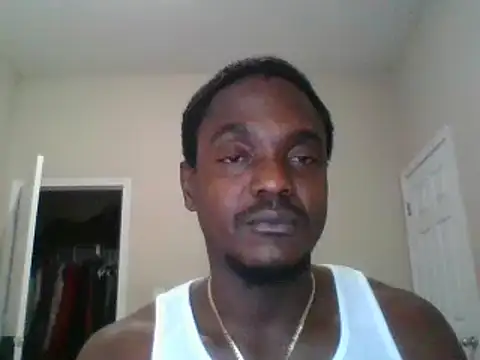 Snapshot of Hugedick0071 chatting on December 20, 2024, 4:25 pm Hugedick0071 online show from December 20, 2024, 4:25 pm