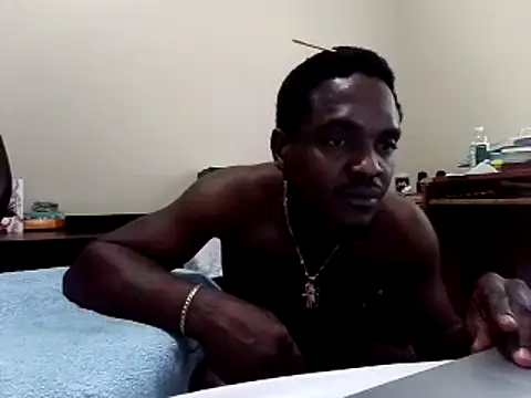 Snapshot of Hugedick0071 chatting on December 15, 2024, 4:04 pm Hugedick0071 online show from December 15, 2024, 4:04 pm