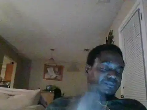 Snapshot of Hugedick0071 chatting on January 7, 2025, 1:28 am Hugedick0071 online show from January 7, 2025, 1:28 am