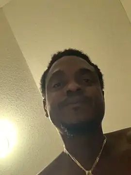 Snapshot of Hugedick0071 chatting on January 16, 2025, 7:49 am Hugedick0071 online show from January 16, 2025, 7:49 am