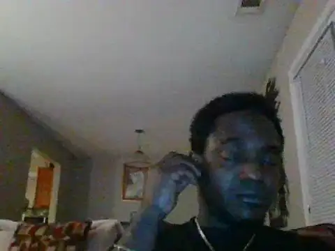 Snapshot of Hugedick0071 chatting on January 28, 2025, 2:43 am Hugedick0071 online show from January 28, 2025, 2:43 am