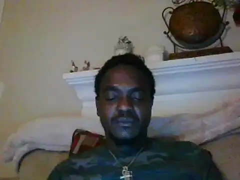 Snapshot of Hugedick0071 chatting on January 17, 2025, 11:18 pm Hugedick0071 online show from January 17, 2025, 11:18 pm