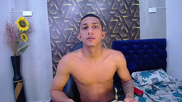 Snapshot of dominic_smith_ chatting on March 30, 2026, 3:19 am dominic smith online show from March 30, 2026, 3:19 am