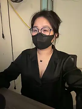 Jenni nana online show from December 5, 2024, 1:55 pm