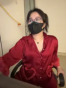 Jenni nana online show from December 6, 2024, 6:33 pm