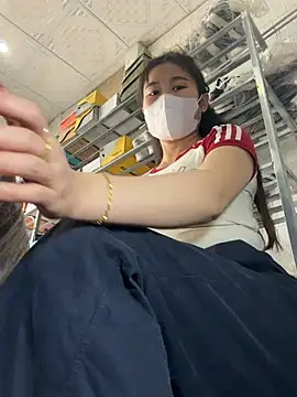 Tina 995 online show from February 13, 2026, 6:13 am