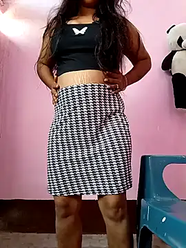 Snapshot of Palak22 chatting on February 17, 2025, 7:37 am Palak22 online show from February 17, 2025, 7:37 am