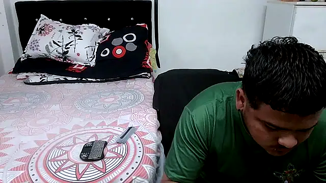 Boycuriousxxx online show from April 3, 2026, 12:00 pm