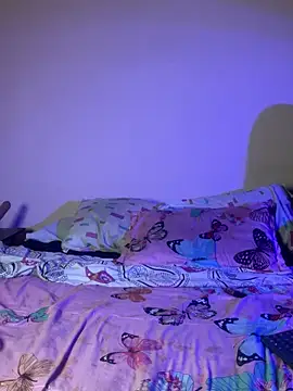 saray gomez22 online show from March 24, 2026, 3:28 am