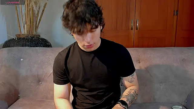 Snapshot of bravoboreal chatting on October 11, 2025, 2:40 pm bravoboreal online show from October 11, 2025, 2:40 pm