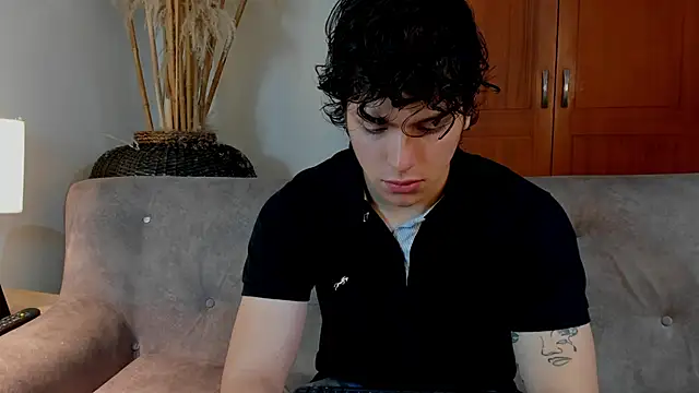 Snapshot of bravoboreal chatting on October 18, 2025, 2:19 pm bravoboreal online show from October 18, 2025, 2:19 pm