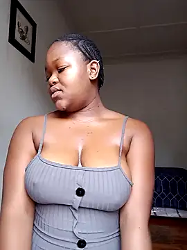 Snapshot of Sexymamibo chatting on March 21, 2025, 8:50 am Sexymamibo online show from March 21, 2025, 8:50 am