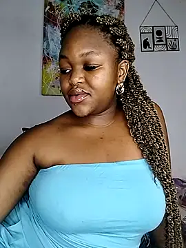 Snapshot of Sexymamibo chatting on November 14, 2025, 6:33 pm Sexymamibo online show from November 14, 2025, 6:33 pm