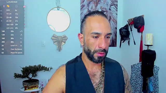 mr maik online show from January 14, 2025, 10:17 am