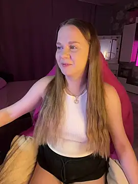 Snapshot of Lexi_noah chatting on February 5, 2026, 9:43 pm Lexi noah online show from February 5, 2026, 9:43 pm