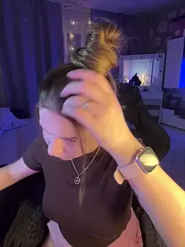 Snapshot of Lexi_noah chatting on December 19, 2025, 9:28 pm Lexi noah online show from December 19, 2025, 9:28 pm