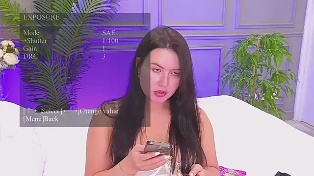 TrishaWinslet online show from October 16, 2025, 5:38 am