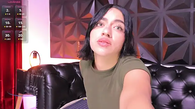 KasiaNoir  online show from March 21, 2025, 12:06 pm