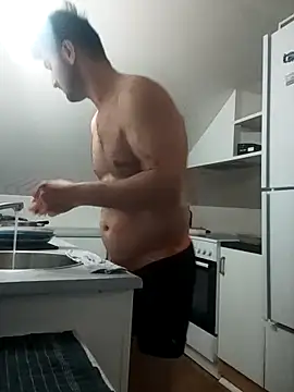 Analcholic online show from December 5, 2025, 3:43 pm