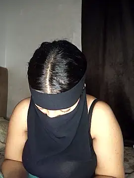 Narimane maroc online show from January 9, 2026, 1:01 am