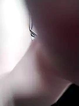 ngoclothingoc9en online show from March 14, 2025, 2:53 am