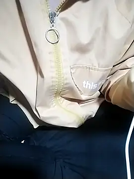 ngoclothingoc9en online show from March 21, 2025, 2:18 pm