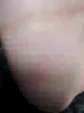 ngoclothingoc9en online show from March 19, 2025, 3:09 am