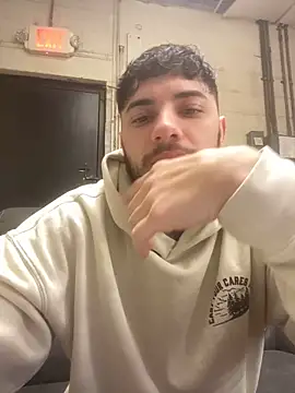 here4pussyy online show from February 27, 2025, 6:09 pm