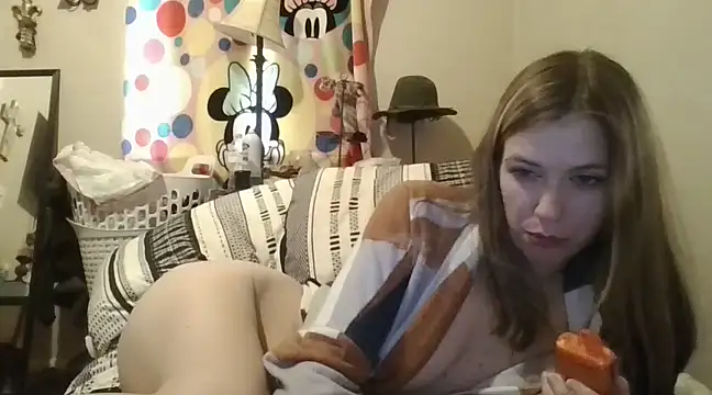 Tay cumming online show from February 13, 2025, 8:55 pm