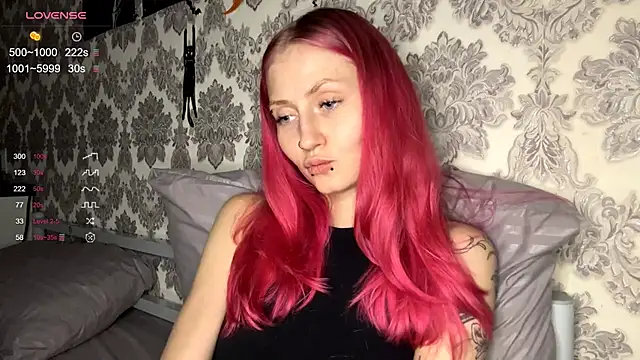 MarthaGees online show from November 30, 2025, 6:19 pm