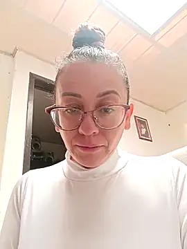 miss hanna07 online show from February 2, 2026, 5:12 pm