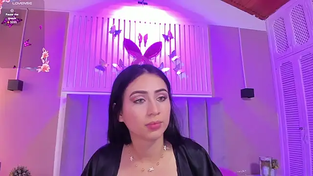 Snapshot of diosa_cristal chatting on November 25, 2025, 2:56 am diosa cristal online show from November 25, 2025, 2:56 am