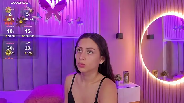 Snapshot of diosa_cristal chatting on October 21, 2025, 4:01 am diosa cristal online show from October 21, 2025, 4:01 am