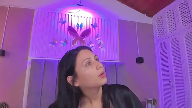 Snapshot of diosa_cristal chatting on November 28, 2025, 3:17 am diosa cristal online show from November 28, 2025, 3:17 am