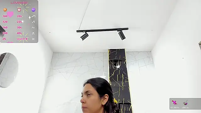 Snapshot of ciara_connor chatting on January 19, 2026, 5:00 am ciara connor online show from January 19, 2026, 5:00 am