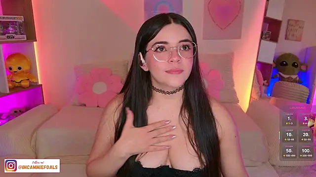 cammiefoalss online show from November 11, 2025, 3:40 pm