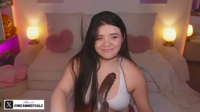 Snapshot of cammiefoalss chatting on February 6, 2026, 6:37 pm cammiefoalss online show from February 6, 2026, 6:37 pm