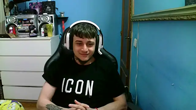 Nenejoven16- online show from April 4, 2026, 8:37 pm