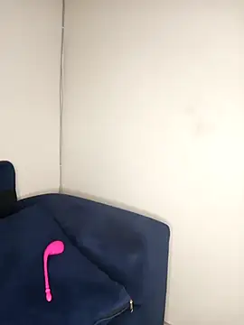 Snapshot of ultimate_pleasures chatting on October 23, 2025, 10:19 pm ultimate pleasures online show from October 23, 2025, 10:19 pm