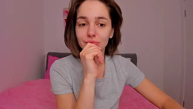 JudyAngil online show from April 3, 2026, 5:25 am