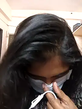 fuck6inch9 online show from October 5, 2025, 6:42 pm